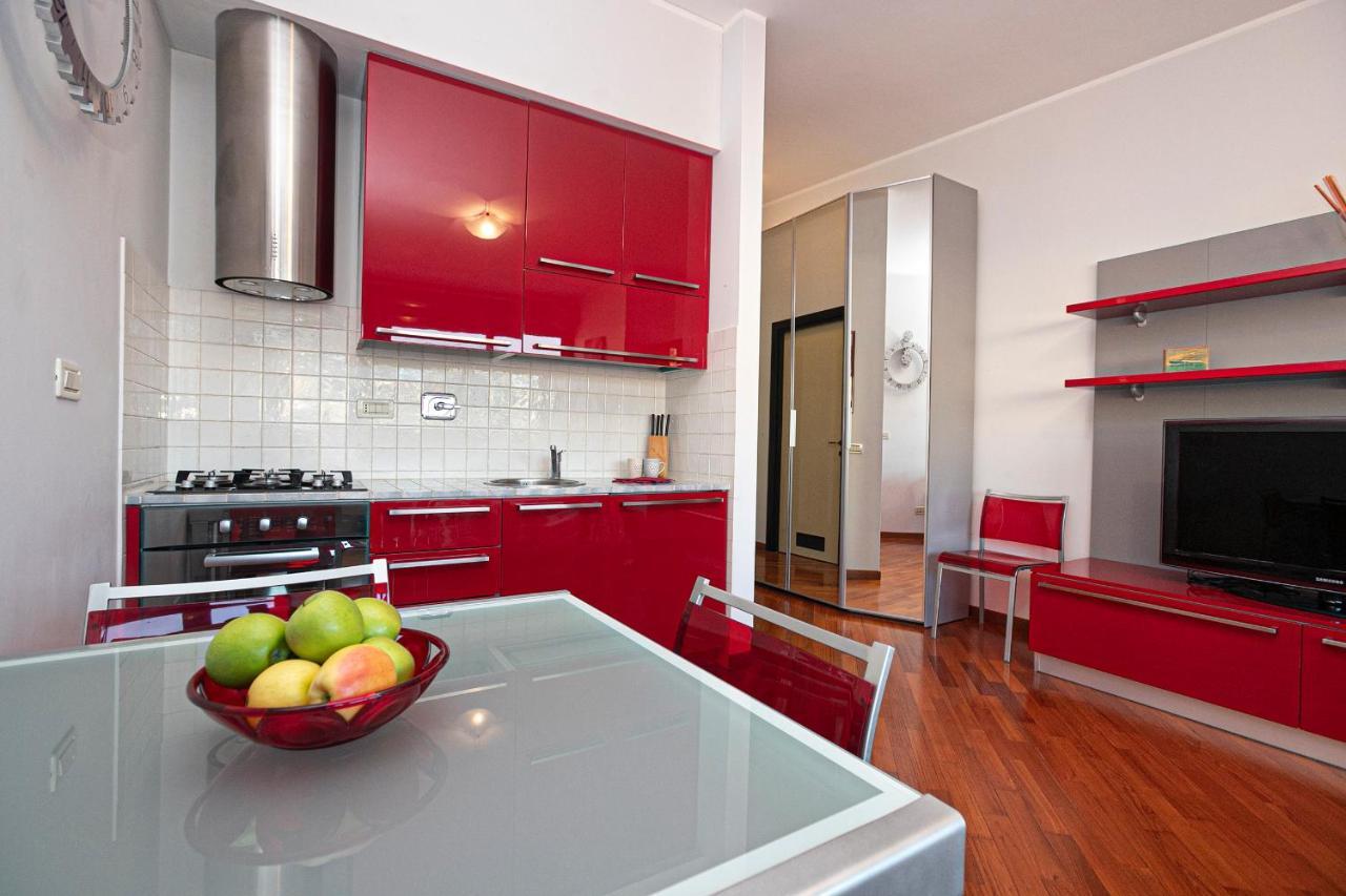 Real Italian Estate - Red Coral Apartment Genova Exterior foto